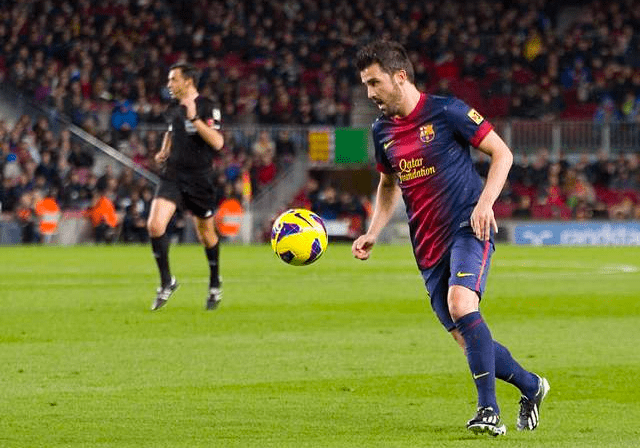 大巴黎在主场击败马赛，继续保持压倒性优势的简单介绍