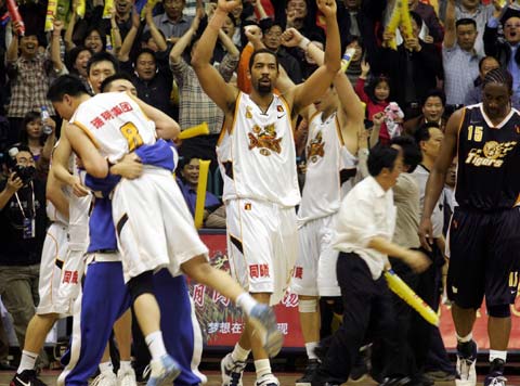 关于江苏队在场上发挥出色,成功战胜对手的信息 关于江苏队在场上发挥出色,成功战胜对手的信息