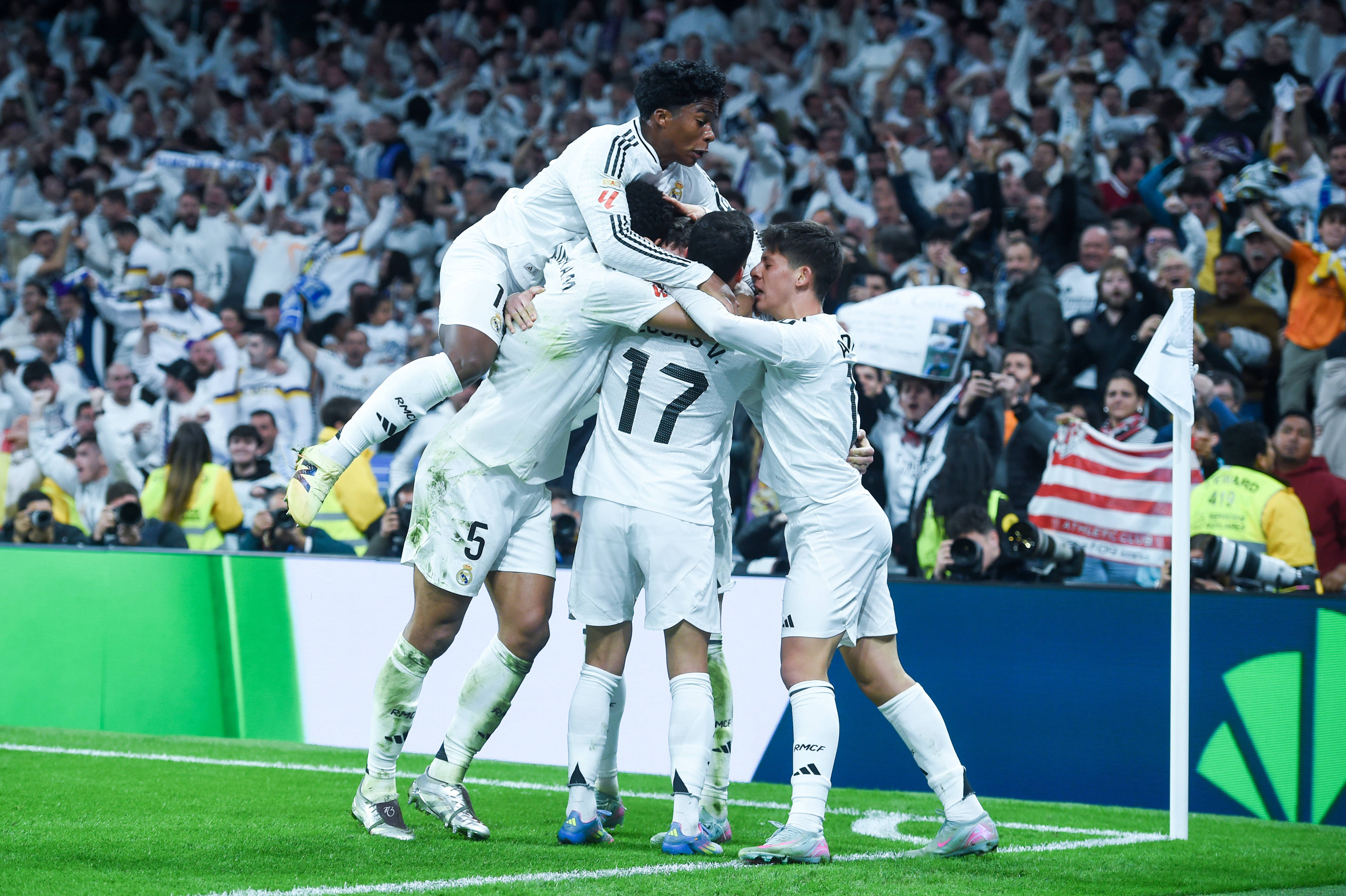 皇马主场大胜毕尔巴鄂竞技,连胜不断 皇马主场大胜毕尔巴鄂竞技,连胜不断