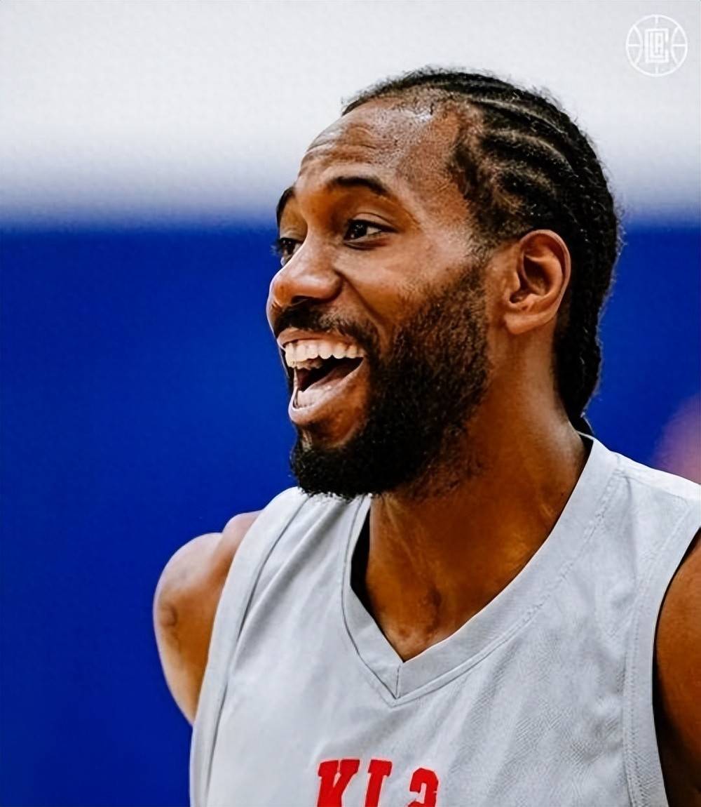 关于快船队状况不佳主席着墨阵容需改的信息 关于快船队状况不佳主席着墨阵容需改的信息