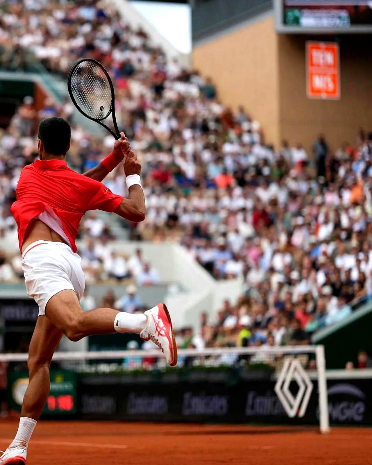 包含约维奇法兰克福誓夺三分,必取胜利的词条 包含约维奇法兰克福誓夺三分,必取胜利的词条