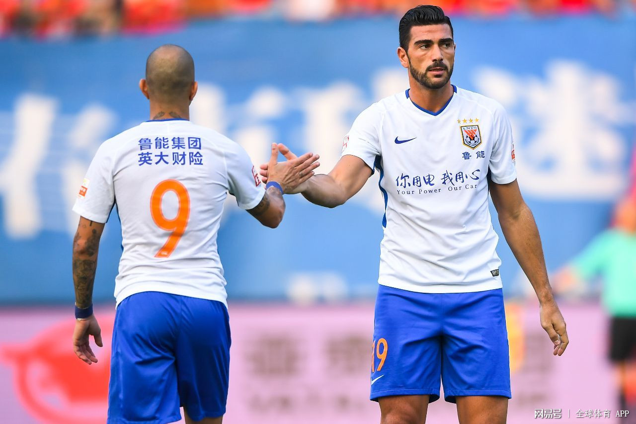 战术变阵屡屡得手，球队业绩大幅提升的简单介绍