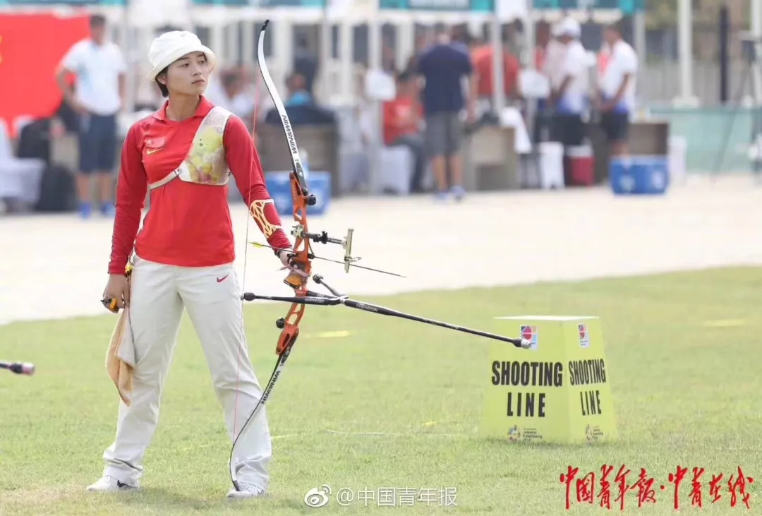 新西兰射箭选手击败强手，勇夺金牌