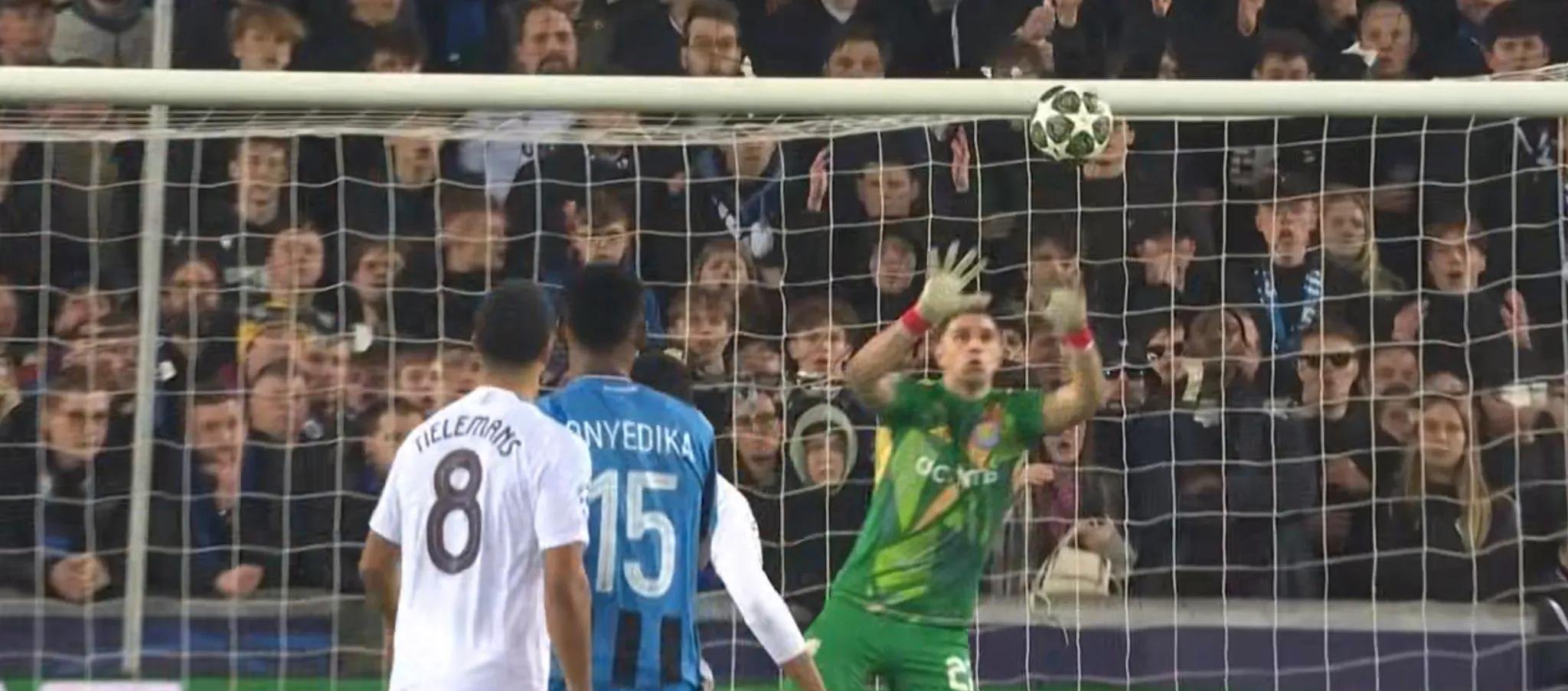 塞维利亚队客场压倒阿斯顿维拉,比击败的简单介绍 塞维利亚队客场压倒阿斯顿维拉,比击败的简单介绍