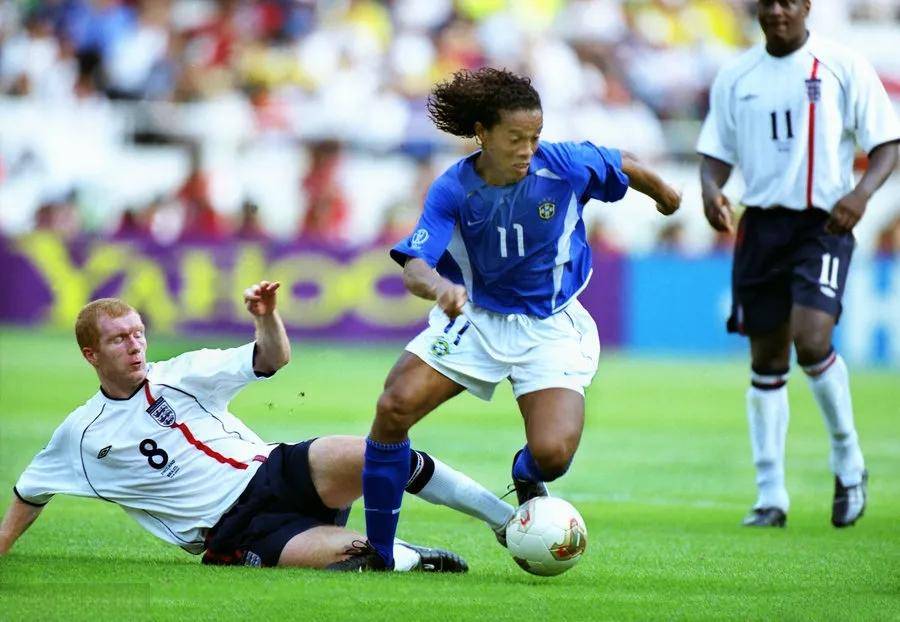 巴西击败法国,晋级足球半决赛 巴西击败法国,晋级足球半决赛