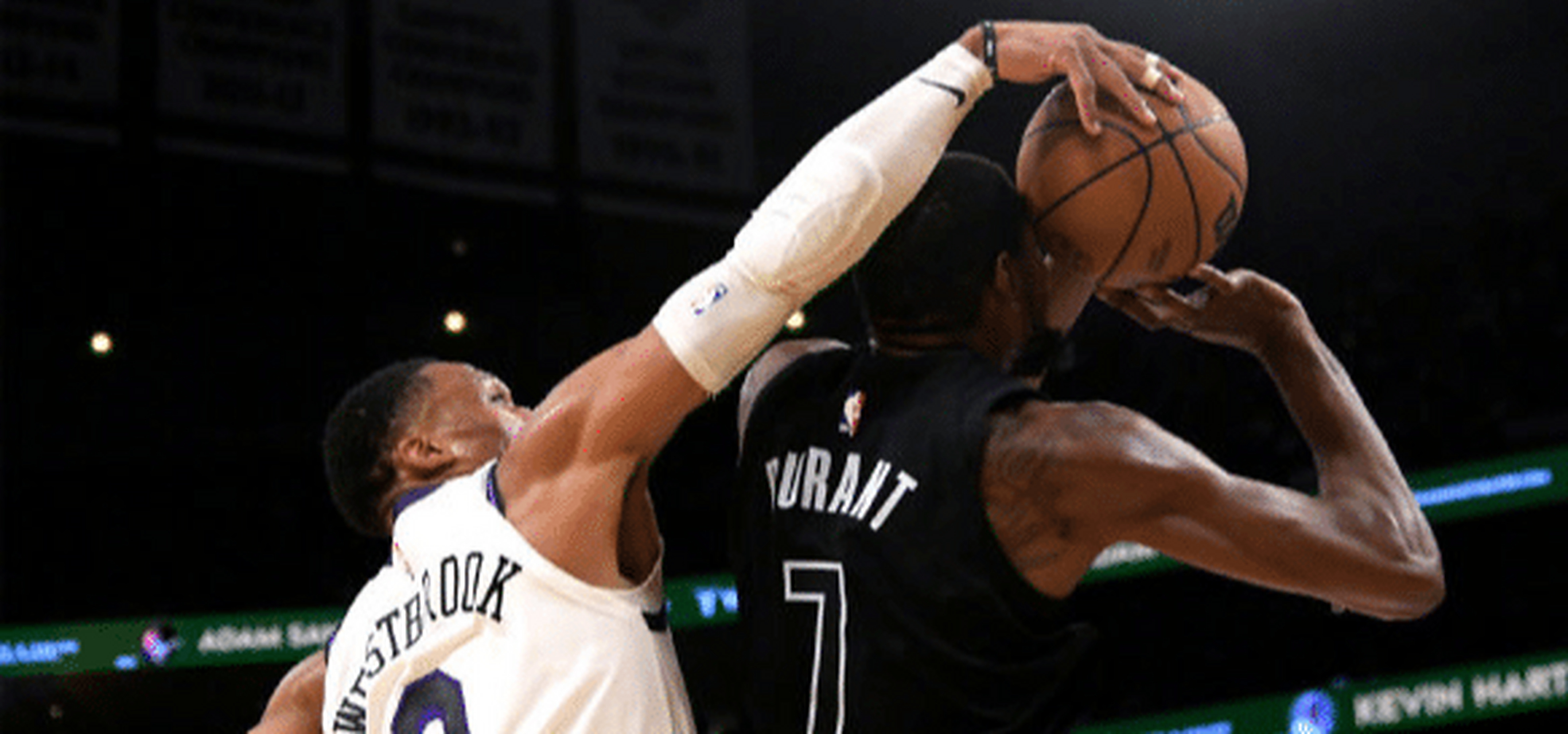 篮网遭遇连败,湖人再胜 篮网遭遇连败,湖人再胜