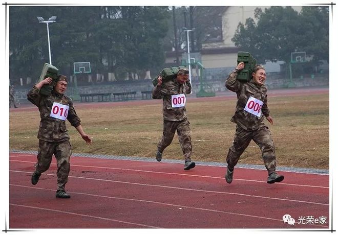 包含德国射击队团结拼搏,多枚金牌在望的词条 包含德国射击队团结拼搏,多枚金牌在望的词条