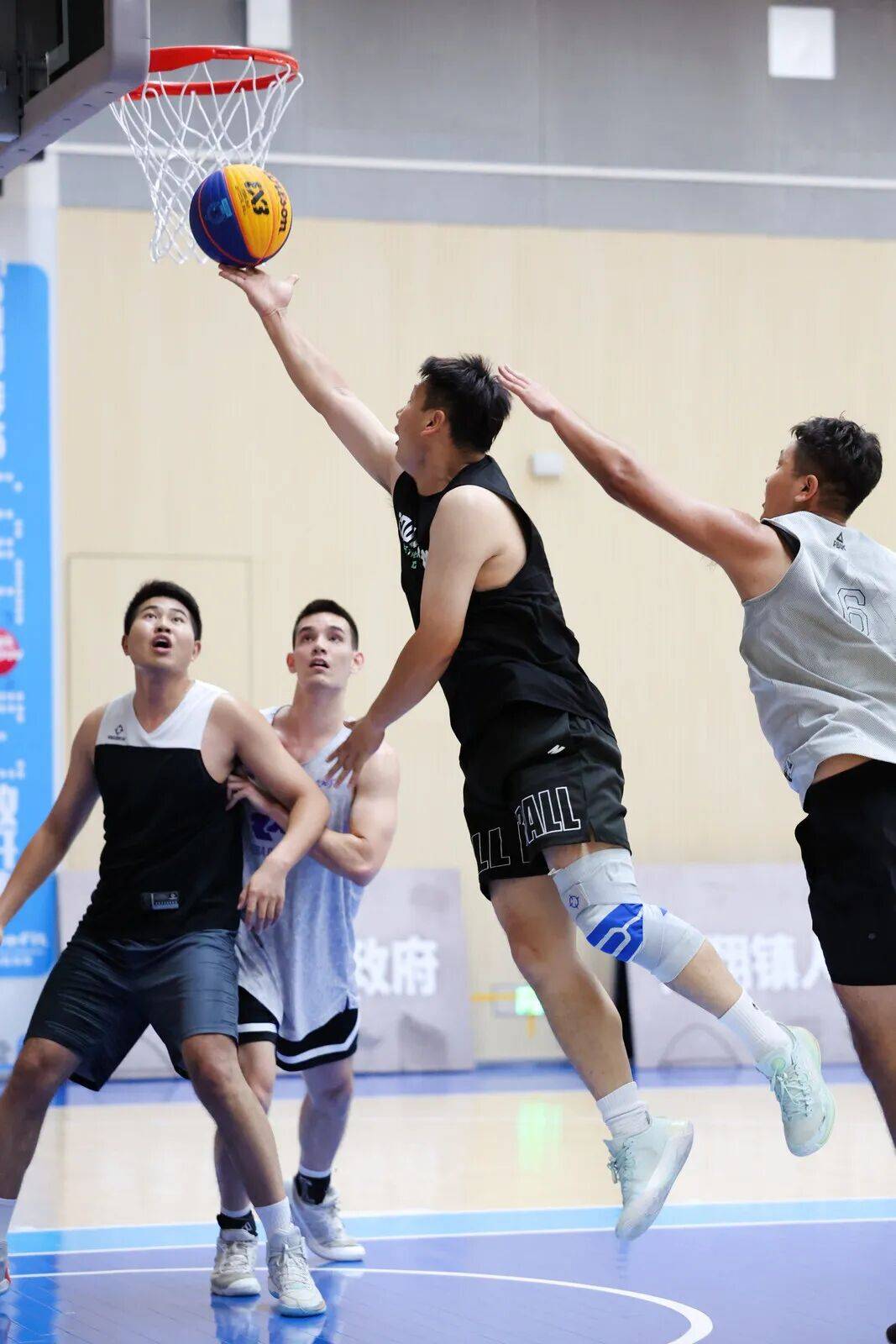 关于河南豪强男篮实力突出,大获全胜的信息 关于河南豪强男篮实力突出,大获全胜的信息